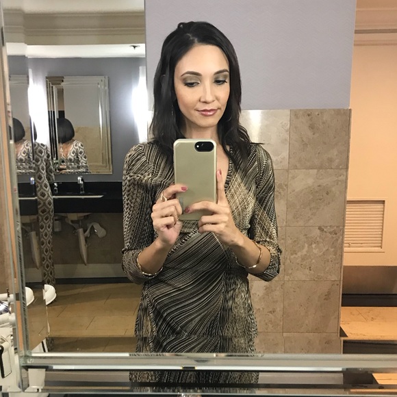 ✨MEET your POSHER✨ - Picture 3 of 9